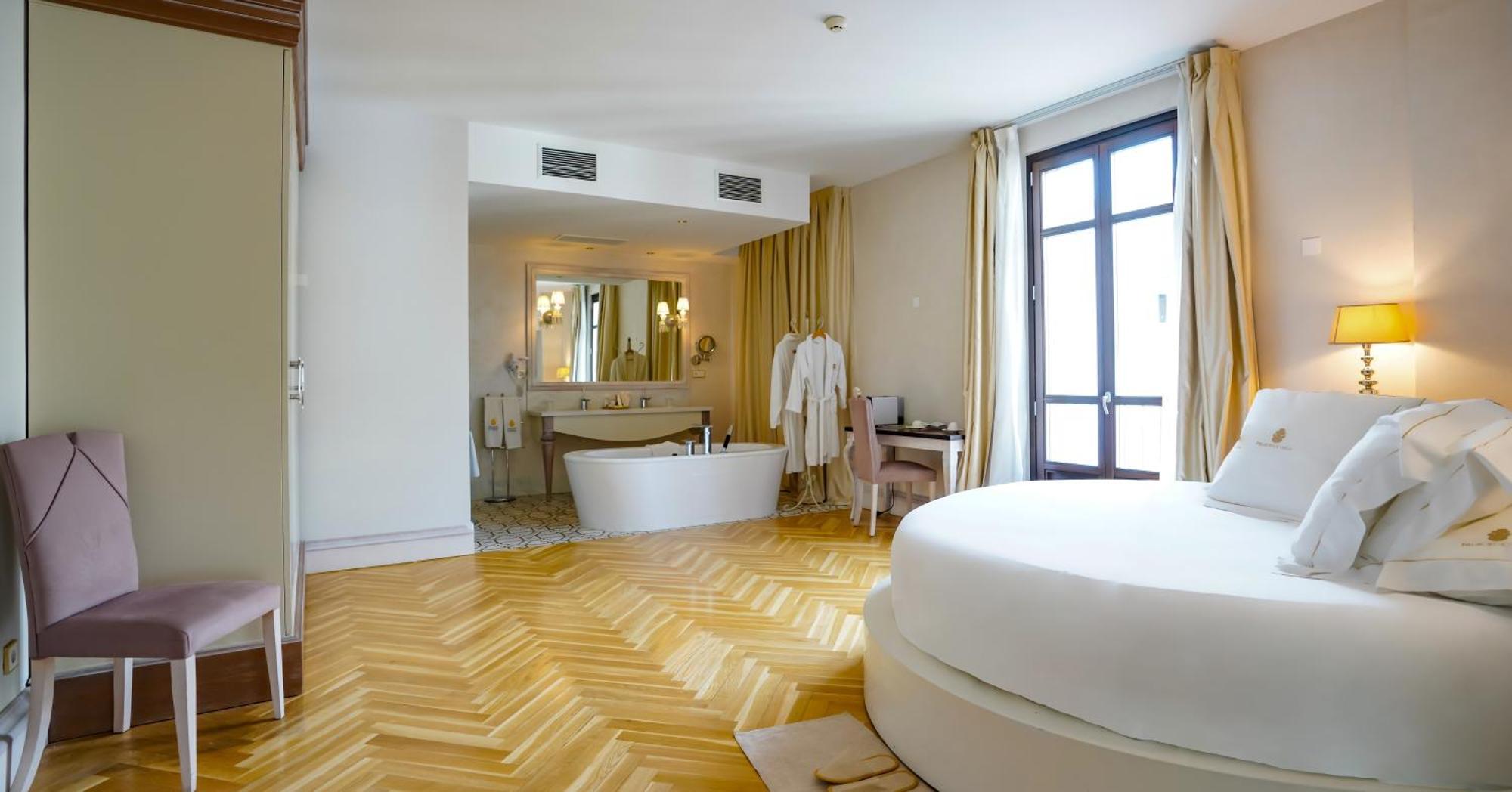 Hotel Palacio De 5 G.l